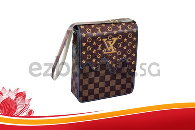 SLING BAG 单肩包